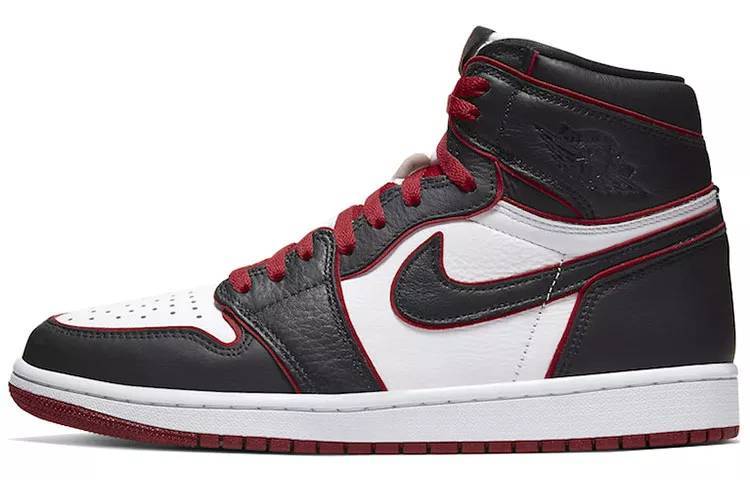 乔丹 Air Jordan 1 MID 中帮黑白熊猫 篮球鞋 554724-113