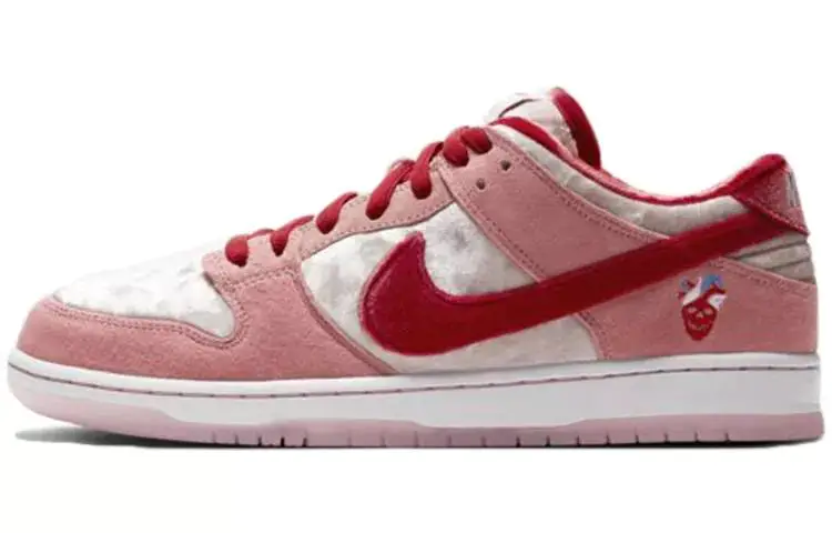 Strangelove x Nike SB Dunk Low Pro QS 情人节限定#乘 风破浪的姐姐 男女同款 CT2552-800