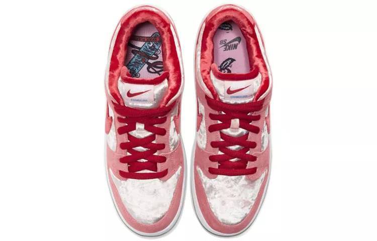 Strangelove x Nike SB Dunk Low Pro QS 情人节限定#乘 风破浪的姐姐 男女同款 CT2552-800