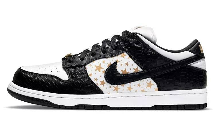 Supreme x Nike SB Dunk Low “Black Stars” 白金黑 DH3228-102