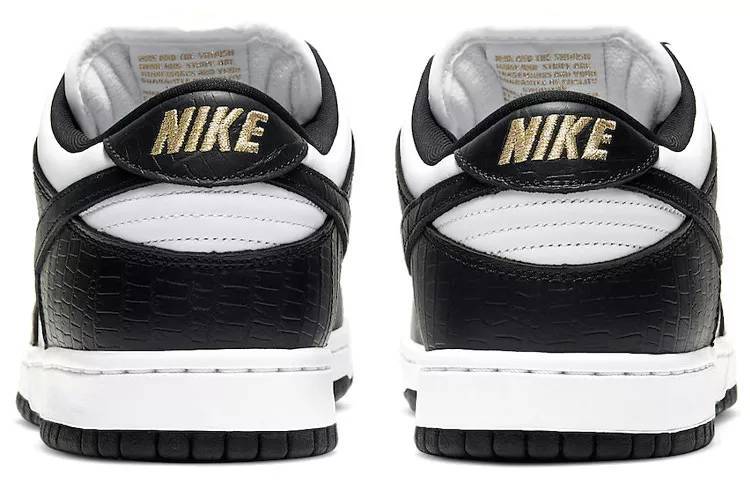 Supreme x Nike SB Dunk Low “Black Stars” 白金黑 DH3228-102