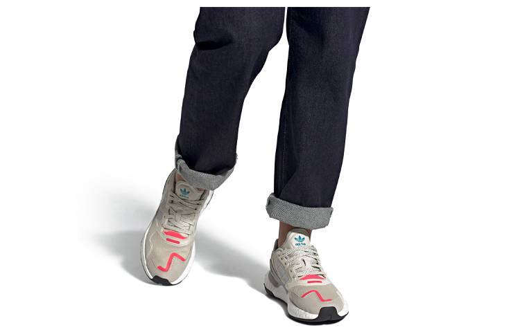 阿迪达斯 adidas originals Day Jogger 灰粉 FW4826
