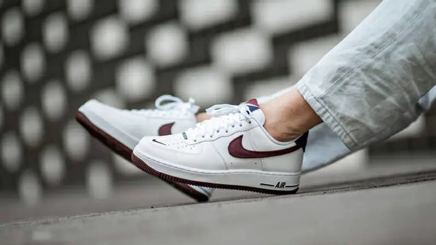 空军一号, Triple White, Nike Air Force 1, Air Force 1 - 耐克 Nike Air Force 1 07 LV8 White Maroon 空军一号 白紫 邓紫棋同款 CJ8731-100