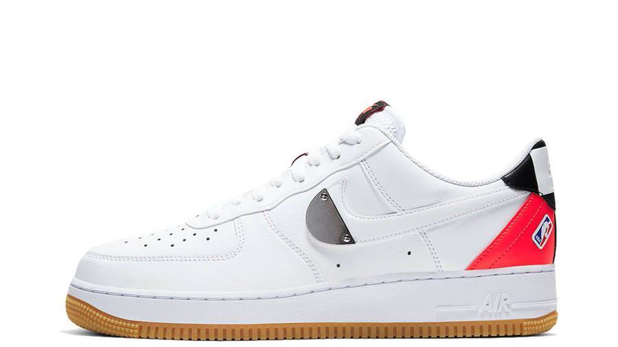 NBA x Nike Air Force 1 07 LV8 White Bright Crimson 空军一号 白色/亮红色 CT2298-101