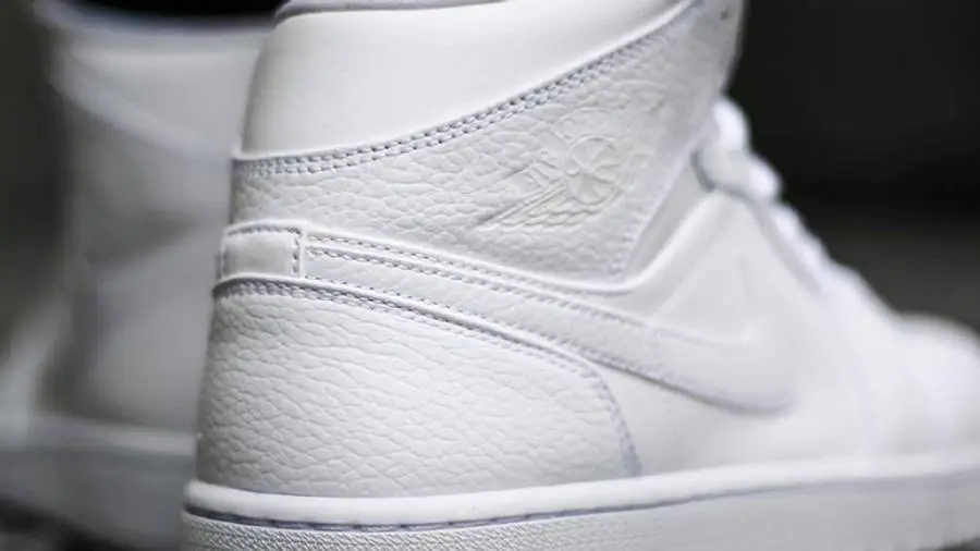 Triple White, AJ1, Air Jordan 1 Mid, Air Jordan 1 - 乔丹 Air Jordan 1 Mid Triple White AJ1中帮 全白 554724-130