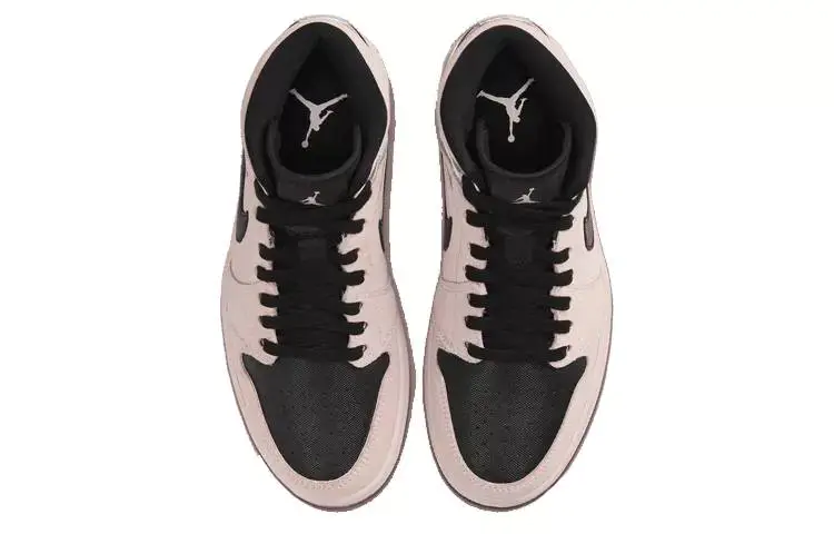 乔丹 Air Jordan 1 Mid ‘Chrome Wings’ 镭射篮球鞋 BQ6472-602