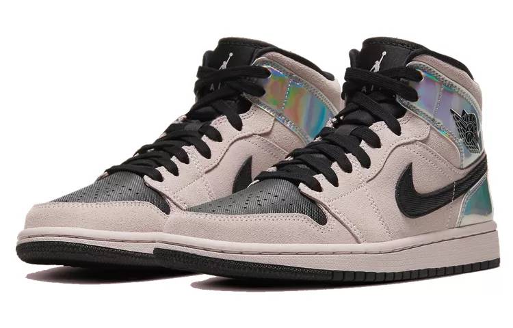 乔丹 Air Jordan 1 Mid ‘Chrome Wings’ 镭射篮球鞋 BQ6472-602