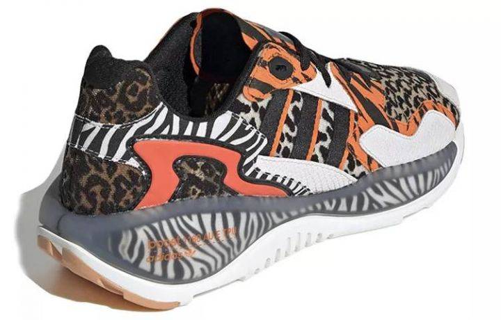 阿迪达斯 atmos x adidas originals ZX Alkyne Crazy Animal 狂野动物园 黑白棕 男女同款 FY5235