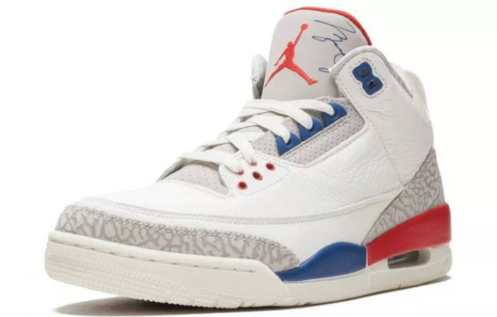 乔丹 Air Jordan 3 Retro International Flight 独立日 136064-140-1