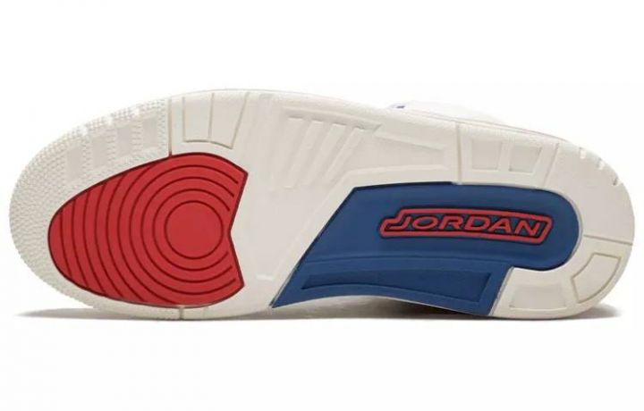 迈克尔·乔丹, 球鞋, Air Jordan 3 - 乔丹 Air Jordan 3 Retro International Flight 独立日 136064-140