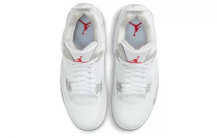 乔丹 Air Jordan 4 Retro “Tech White” 白奥利奥 CT8527-100