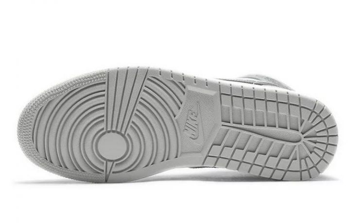 乔丹 Air Jordan 1 Mid “Light Smoke Grey” 烟灰 “小dior” AJ1 中帮篮球鞋 554724-092