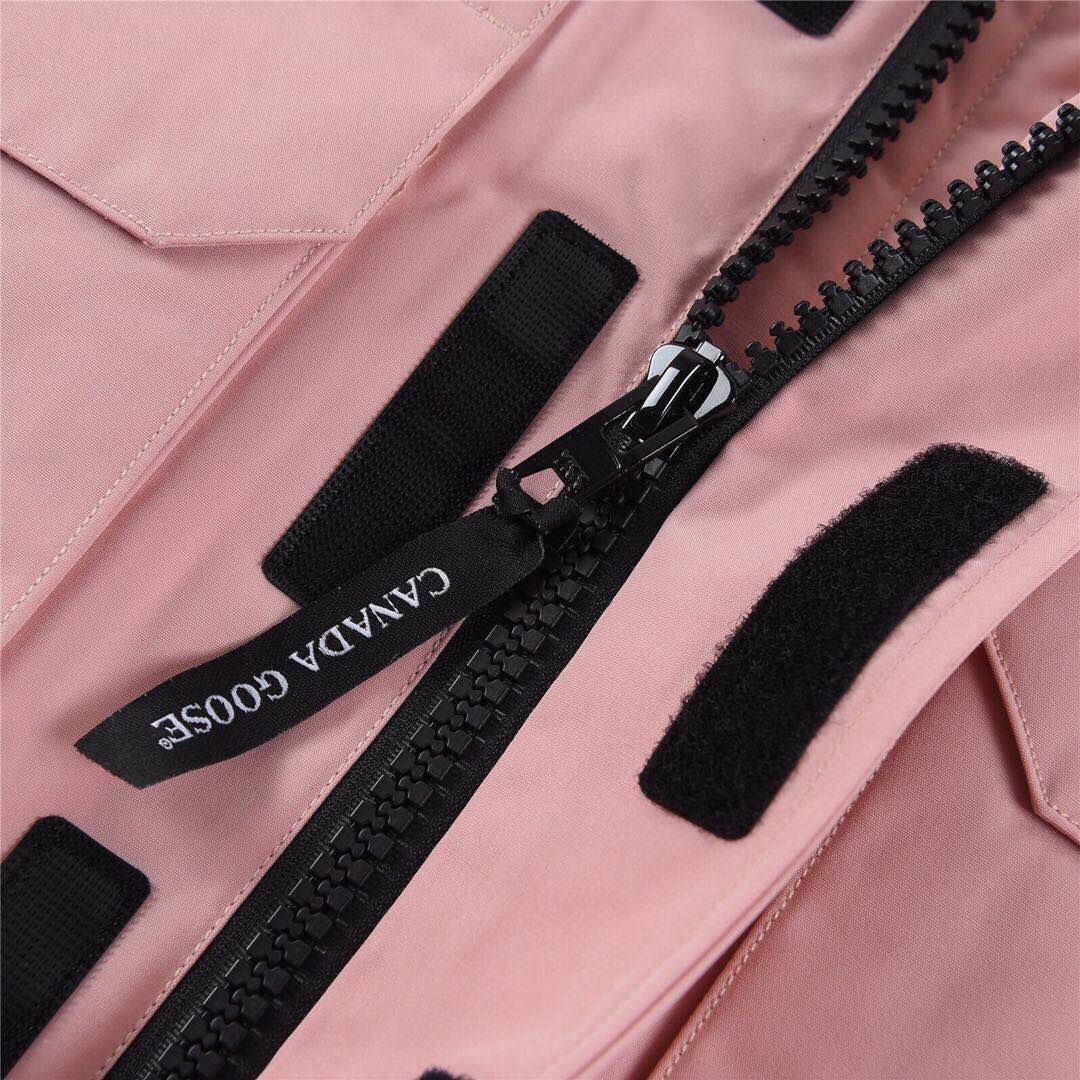 - canada goose 加拿大鹅  08远征款 中长款羽绒服 粉色