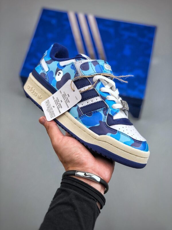 篮球鞋, 球鞋, ID4772, Bape x Ad Forum 84 Low - 阿迪达斯 Bape x Ad Forum 84 Low 联名款 经典复古 低帮 休闲篮球鞋 蓝白 ID4772
