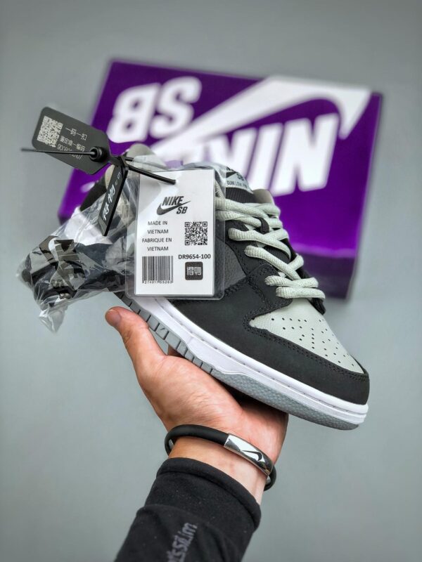 运动板鞋, 板鞋, 影子灰, Nike Dunk SB Low Pro"J-Pack Shadow”, BQ6817 007 - 耐克 Nike Dunk SB Low Pro"J-Pack Shadow” 街头风 防滑耐磨 低帮 休闲运动板鞋 男女同款 影子灰 BQ6817 007