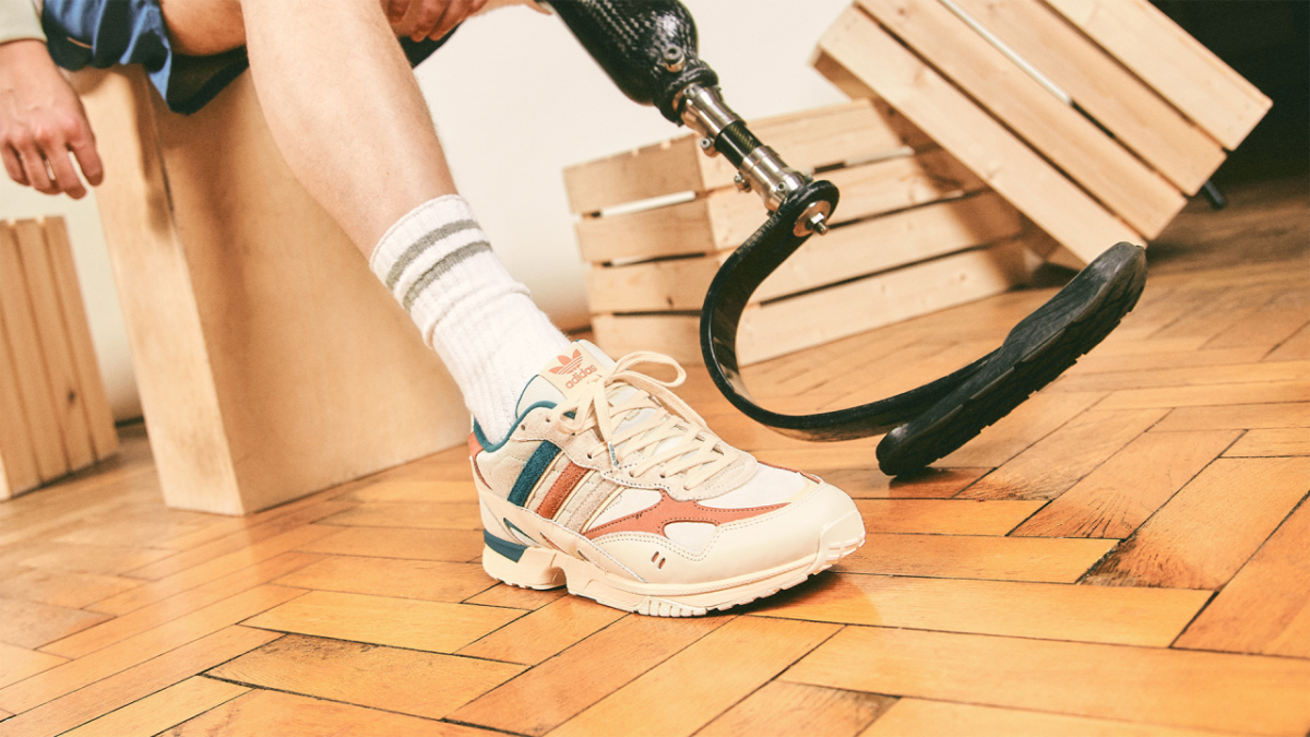 服装, Crocs, Air Force 1, adidas Originals - END.x adidas Originals 推出 "Equals "合作系列