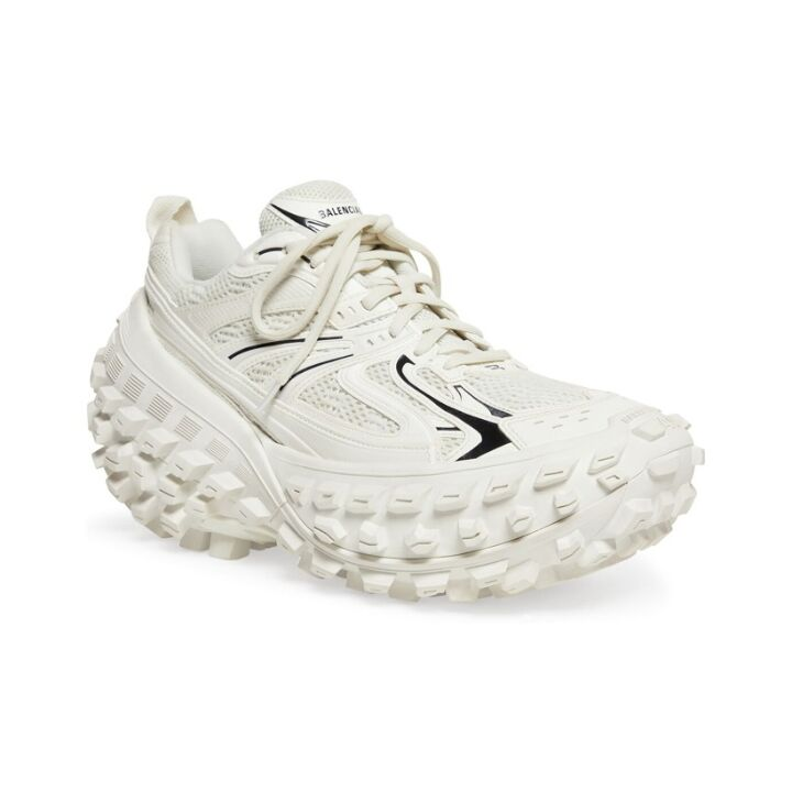 685611W2RAA9110 2 - Balenciaga巴黎世家 Defender 轮胎鞋 复古做旧 低帮 老爹鞋 白色 685611W2RAA9110