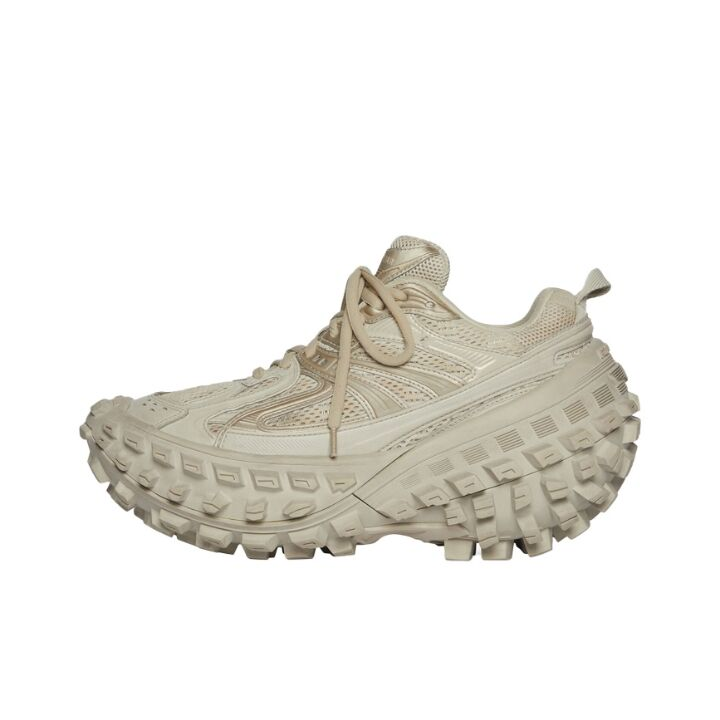 Balenciaga巴黎世家 Defender 轮胎鞋 复古做旧 低帮 老爹鞋  淡棕色