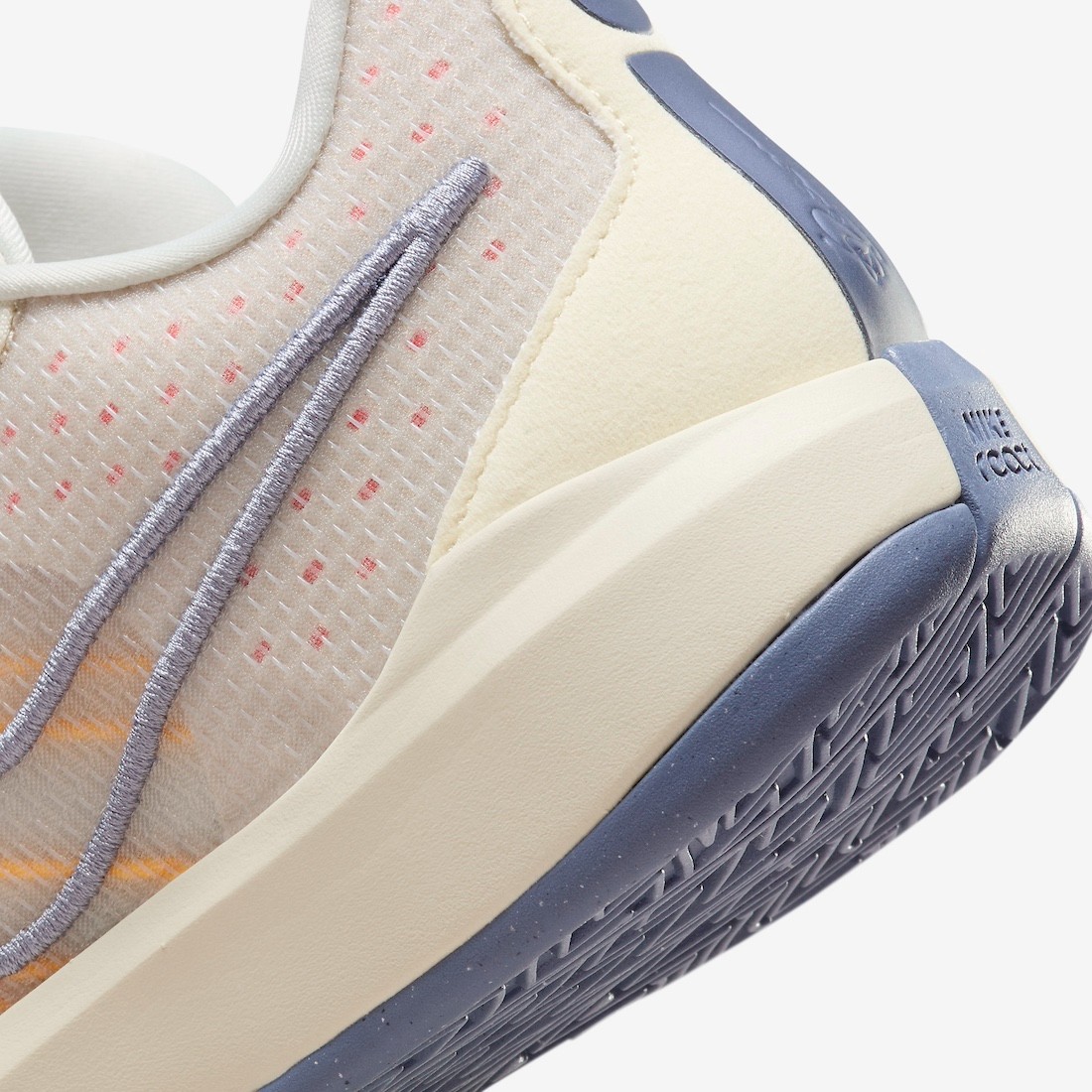 Sabrina 1, Nike Sabrina 1, Nike, Grounded, FQ3381-002 - 登场时间已定！Nike Sabrina 1全新配色将于下周发布！