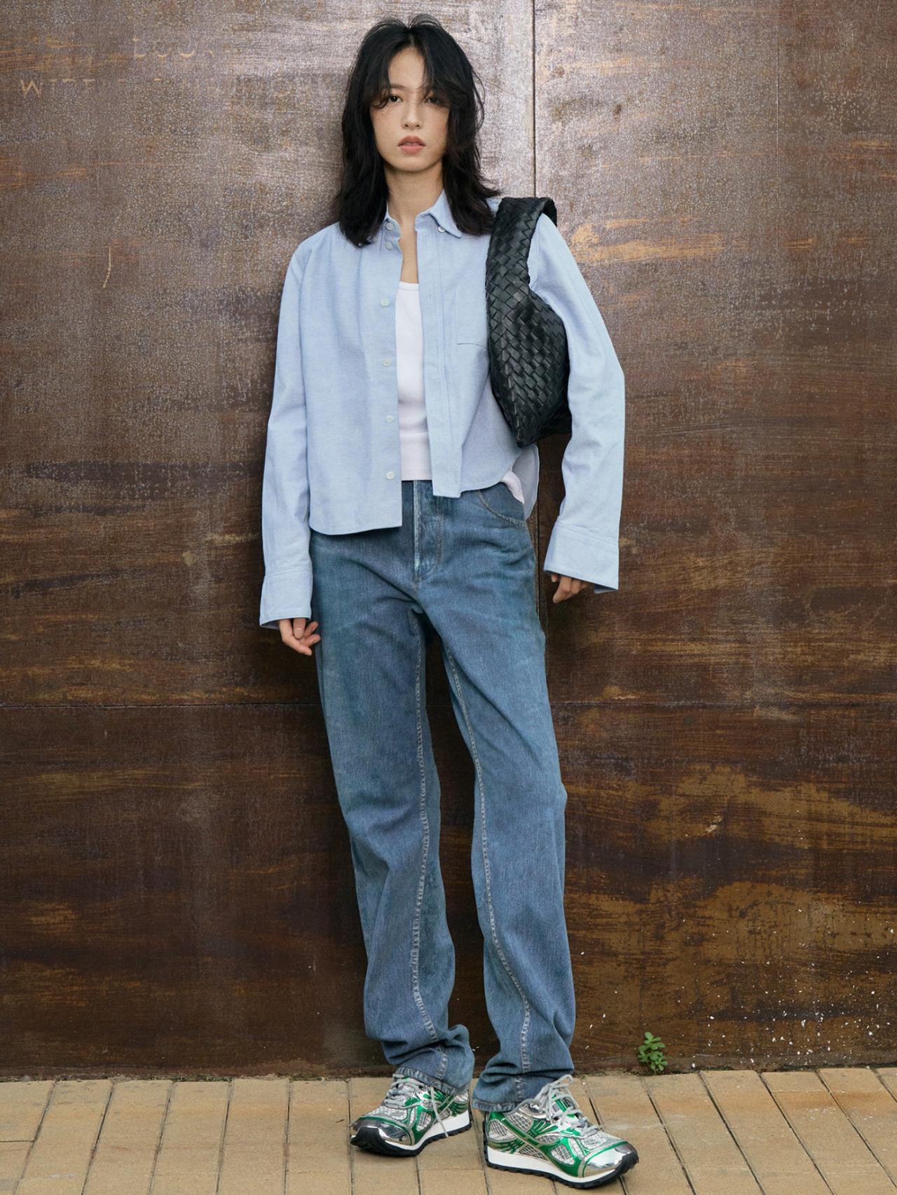 帆布鞋, PRADA, Louis Vuitton, gucci, Bottega Veneta, Balenciaga - 欧阳娜娜和谷爱凌穿着同样款式的鞋，其品牌终于揭晓！