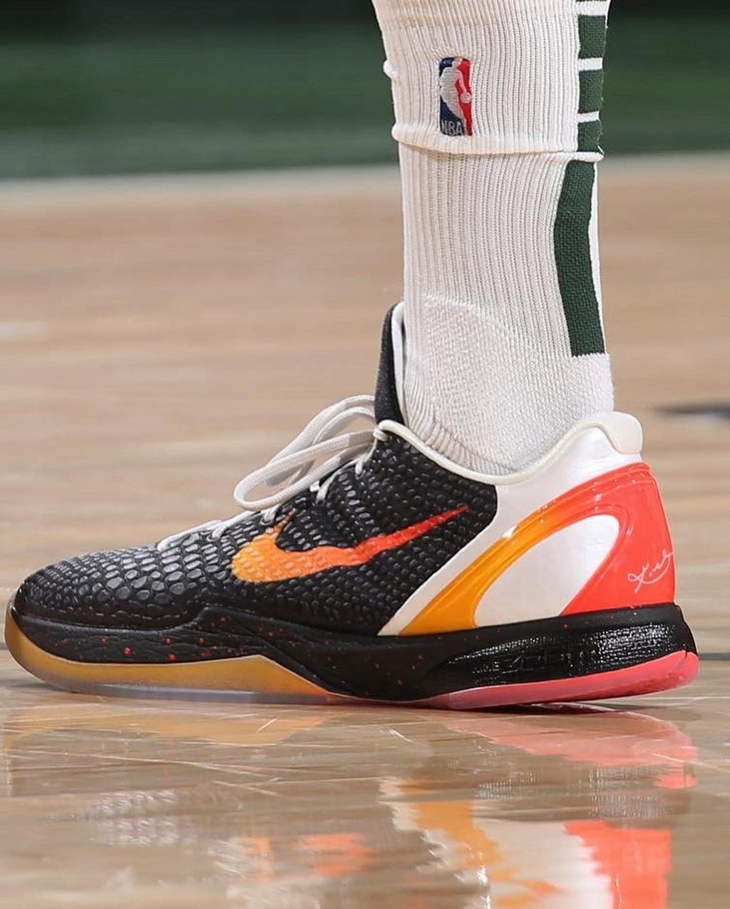 布克, Nike Kobe 6, Nike, NBA, Book 1 - 为何布克未使用签名鞋？引致该决定的原因解析完毕！