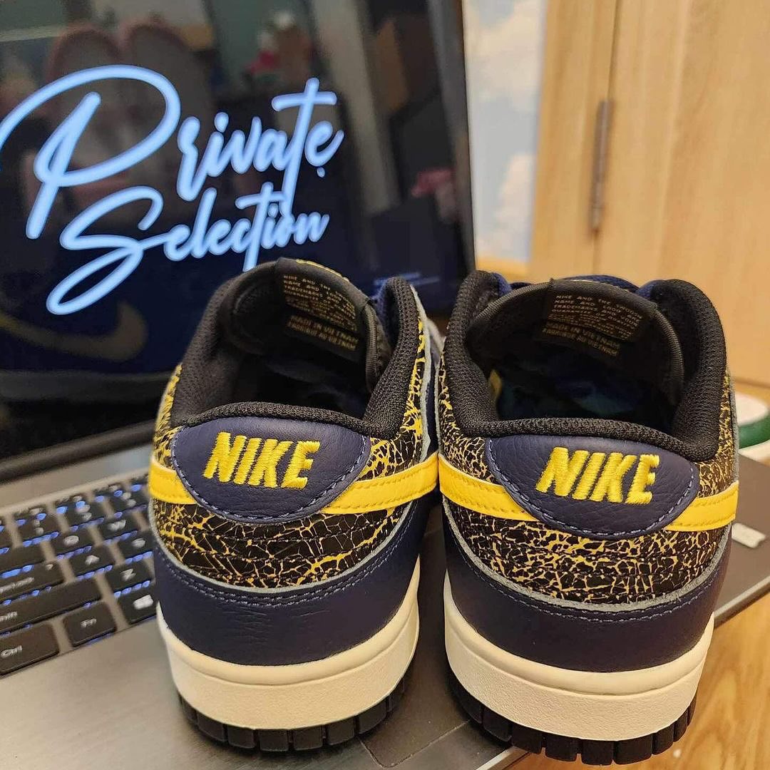Vintage Michigan State, Nike Dunk Low, Nike, Dunk Low, Dunk - 再次推陈出新！引爆时尚界的密西根配色继续呈现！耀眼登场，全新款Nike Dunk Low浮出水面！