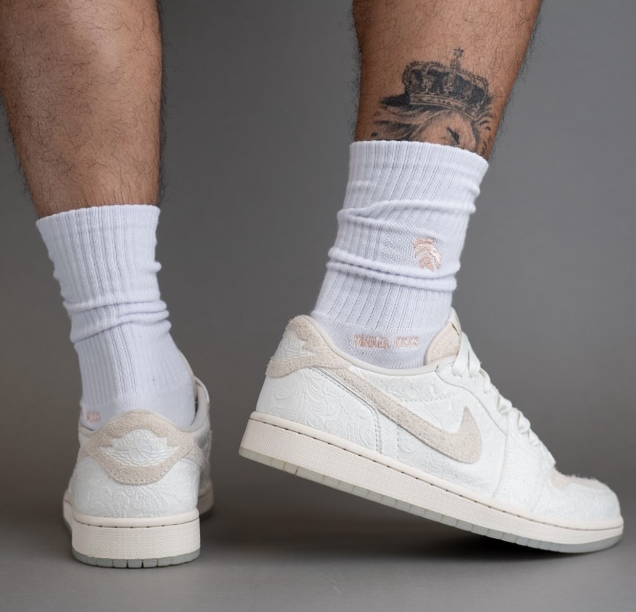 迈克尔·乔丹, Chris Paul, Air Jordan 1 Low, Air Jordan 1 - Chris Paul与Air Jordan 1 Low OG &#8220;Give Them Flowers&#8221;将于10月24日发布