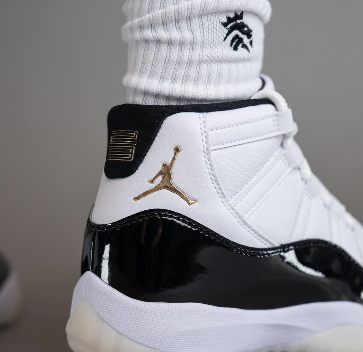 迈克尔·乔丹, Air Jordan 11, Air Jordan 1 - “感恩”Air Jordan 11 将于12月9日发布