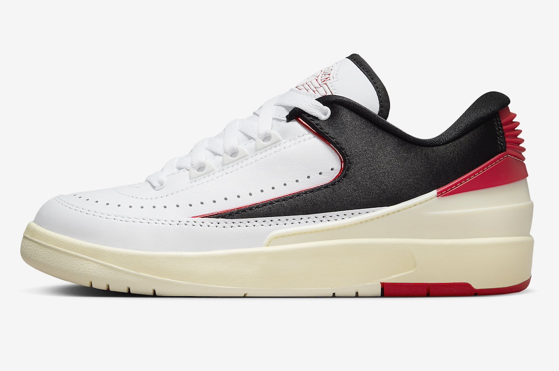 运动鞋, 芝加哥, Air Jordan 2 Low, Air Jordan 2 - 女子Air Jordan 2低帮鞋“芝加哥扭曲”将于11月21日发布