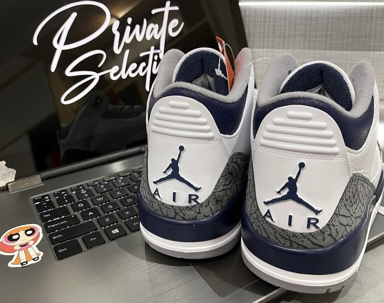 Air Jordan 3 - 2024年1月发布的Air Jordan 3“深夜海军蓝”