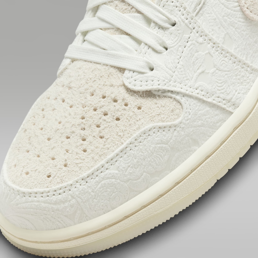 迈克尔·乔丹, Chris Paul, Air Jordan 1 Low, Air Jordan 1 - Chris Paul与Air Jordan 1 Low OG &#8220;Give Them Flowers&#8221;将于10月24日发布