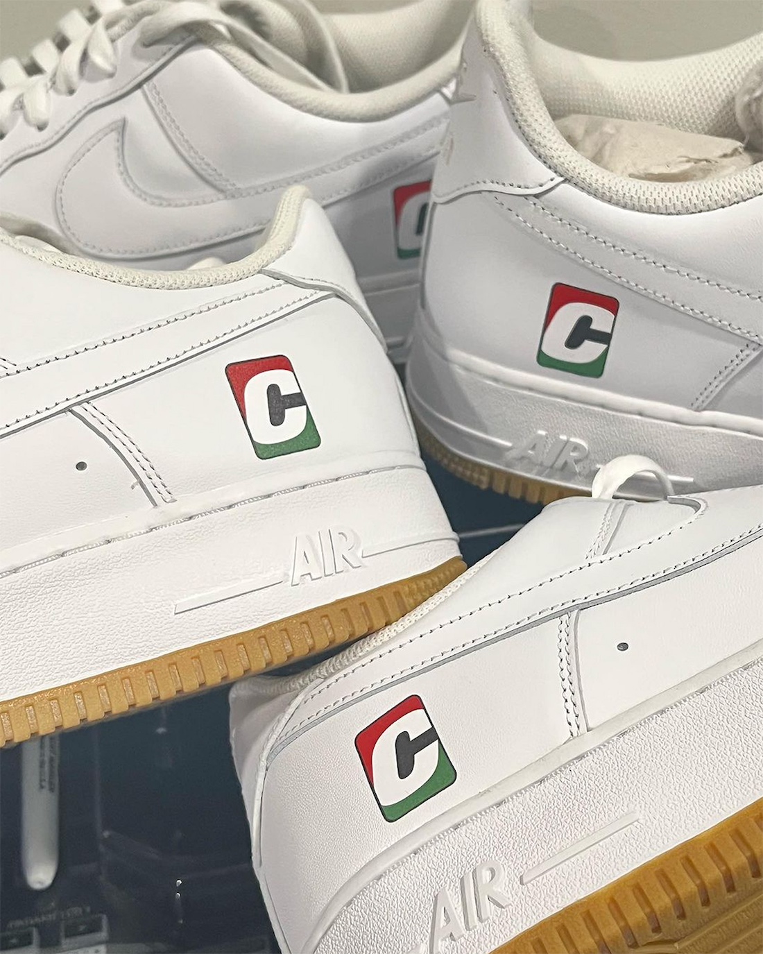 PE, Nike Air Force 1 Low, Nike Air Force 1, Nike, Air Force 1 - Netflix特别节目：Dave Chappelle定制Nike Air Force 1鞋款