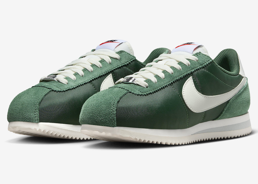 运动鞋, 跑鞋, 俄勒冈, Nike Cortez, Nike - 10月24日发布：耐克Cortez“Fir”