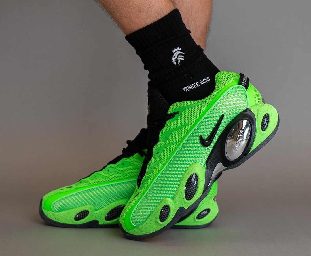 运动鞋, NOCTA, Nike NOCTA Glide, Nike - 耐克NOCTA Glide “Green Strike” 正面照片现已曝光