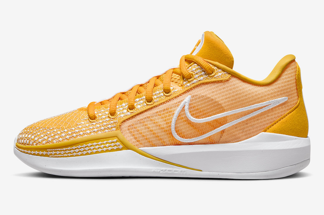 运动鞋, 篮球鞋, 球鞋, Nike Sabrina 1 - Nike Sabrina 1 “University Gold” 现已上市