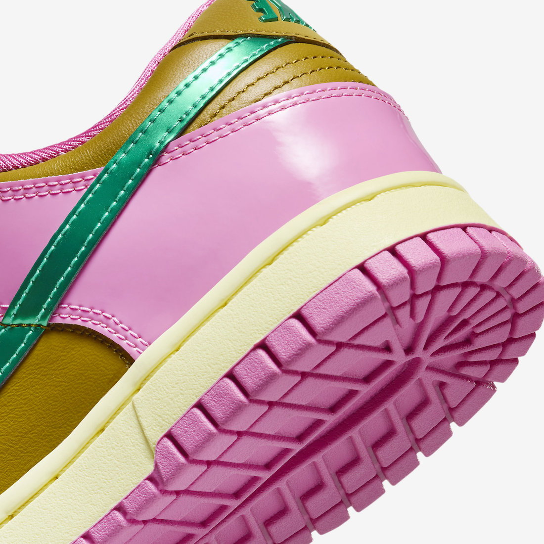 Nike Sportswear, Nike Dunk Low, Nike, Dunk Low, Dunk - 10月24日发布Parris Goebel x Nike Dunk Low