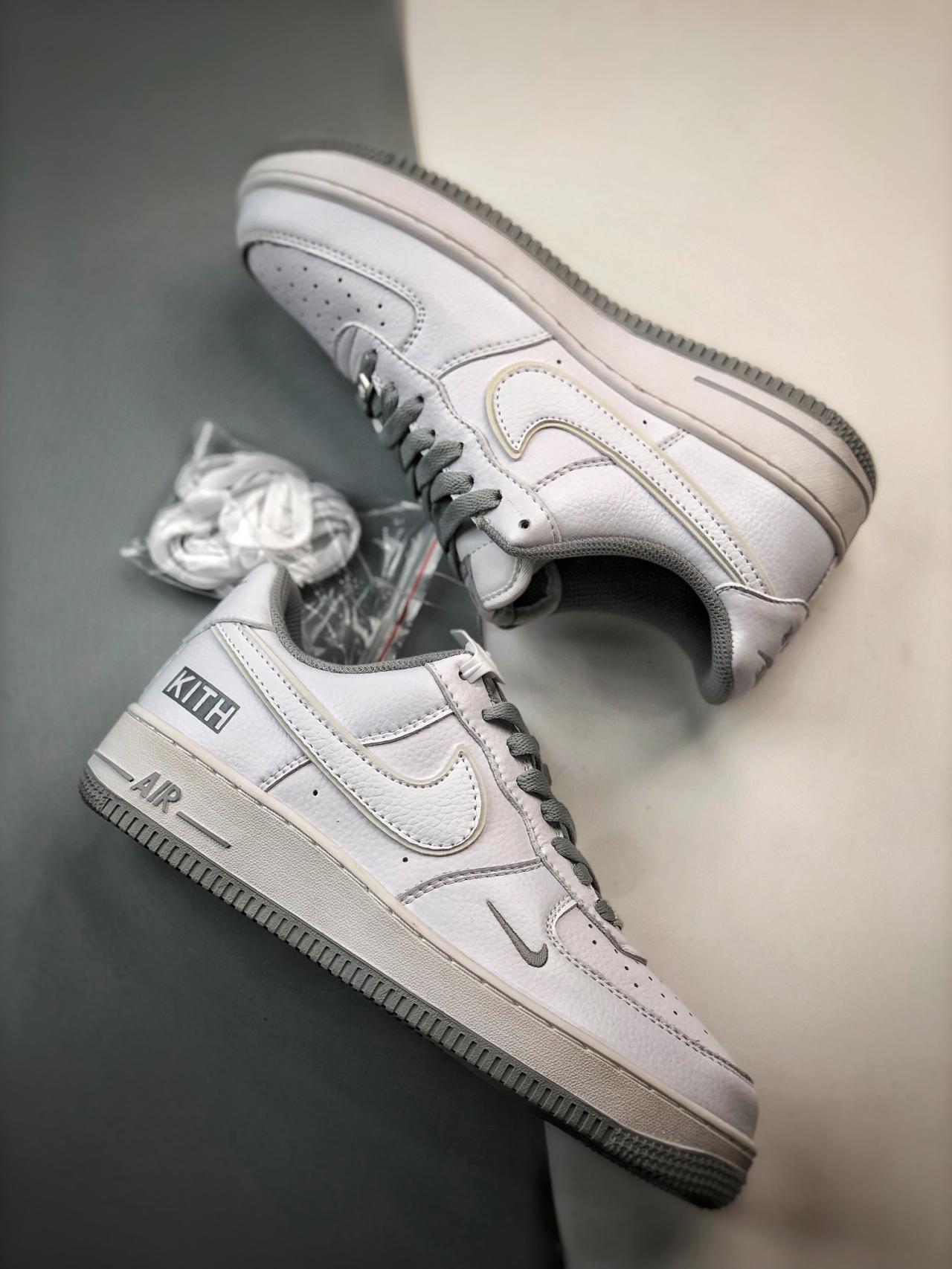 运动鞋, Air Force 1 Low, Air Force 1 - Kith x Air Force 1 Low 联名白灰 鞋帮高度：低帮 颜色：白灰 货号：KT1659-009
