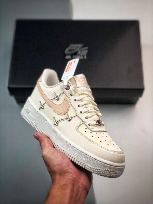 运动鞋, Air Force 1 - Air Force 1 '07 LX 四小钩 白粉 高帮运动鞋 货号：FV8110-181