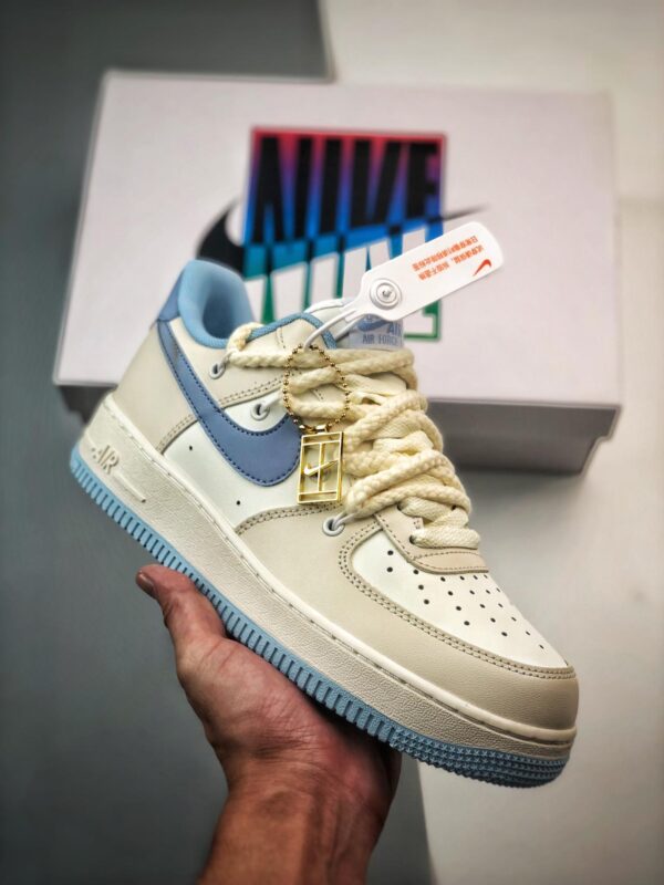 运动鞋, 篮球鞋, 球鞋, Nike Air Force 1 '07 Low, NIke Air Force 1 '07, Nike Air Force 1, Air Force 1 - Nike Air Force 1 '07 Low 奶油蓝绑带 高帮篮球鞋 货号：BD7701-011