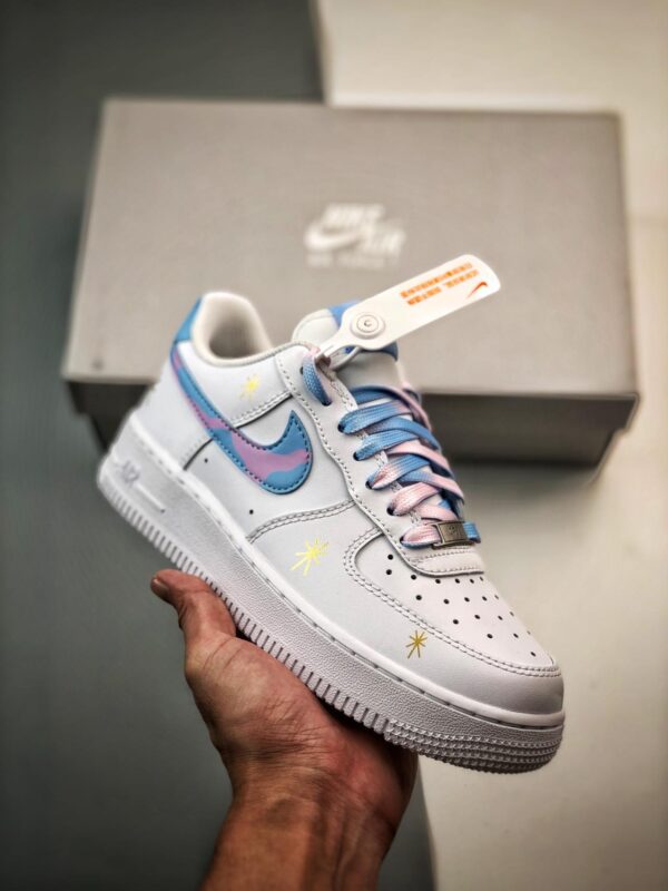 运动鞋, 服装, Nike Air Force 1 '07 Low, NIke Air Force 1 '07, Nike Air Force 1, Air Force 1 - Nike Air Force 1 '07 Low 白粉蓝 高帮运动鞋 货号：DD8959-100