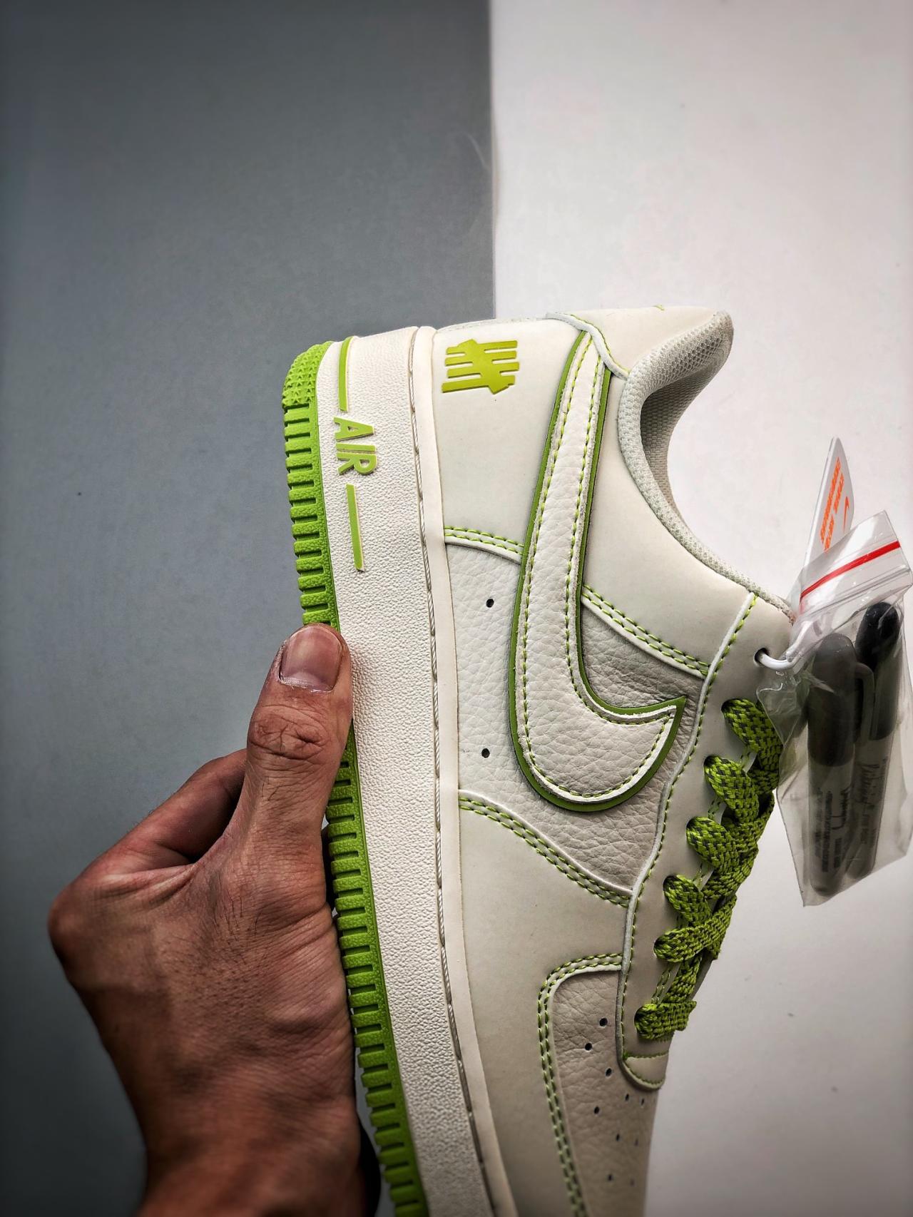 运动鞋, 跑鞋, 空军一号, NIke Air Force 1 '07, Nike Air Force 1, Air Force 1 - Nike Air Force 1 '07 Low 五道杠苹果绿 鞋帮高度低帮 绿色 货号：UN3699-088