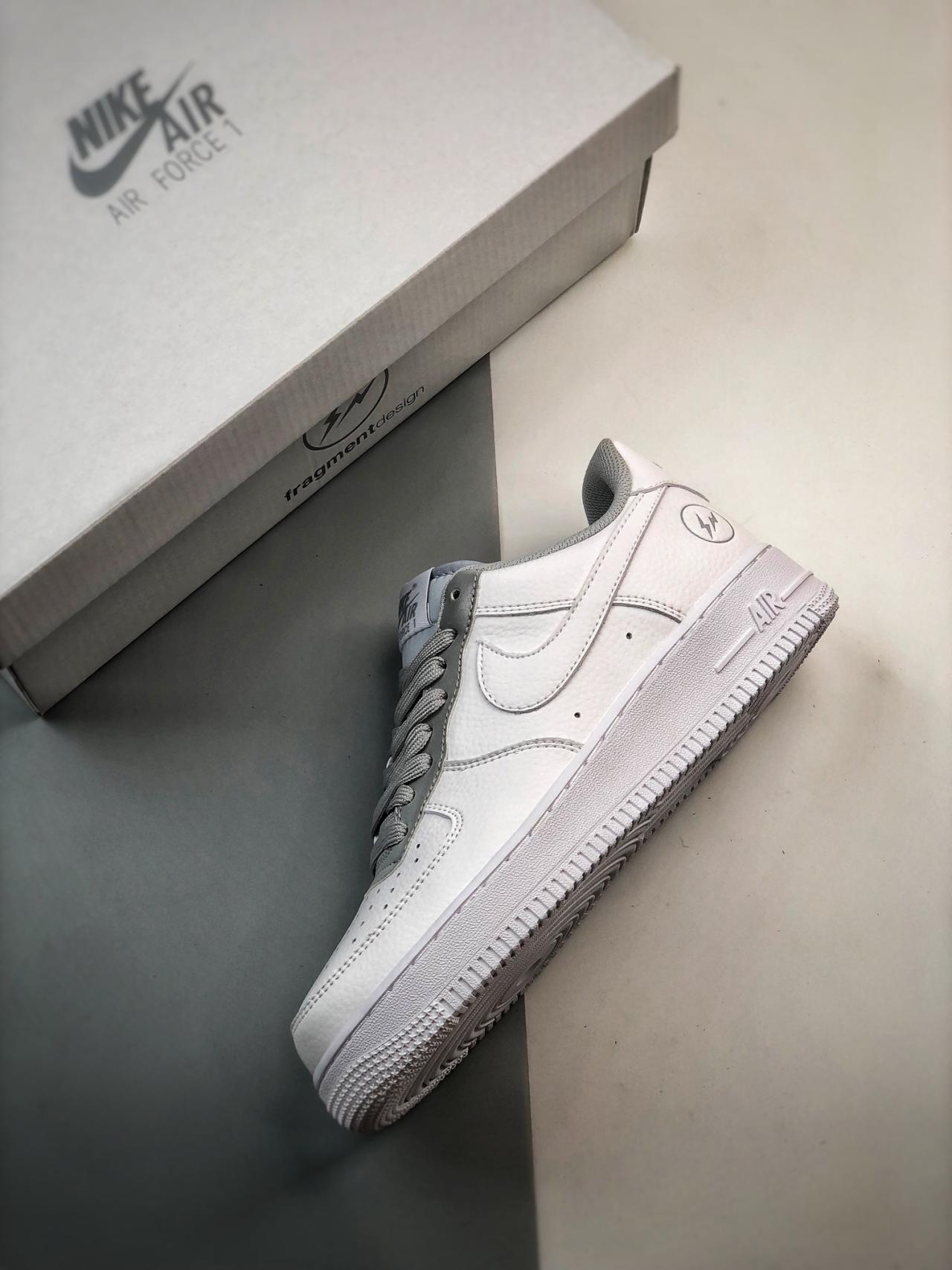 运动鞋, 篮球鞋, 球鞋, Air Force 1 - Air Force 1 '07 Low 藤原浩闪电白灰 高帮篮球鞋 货号：TT0801-605