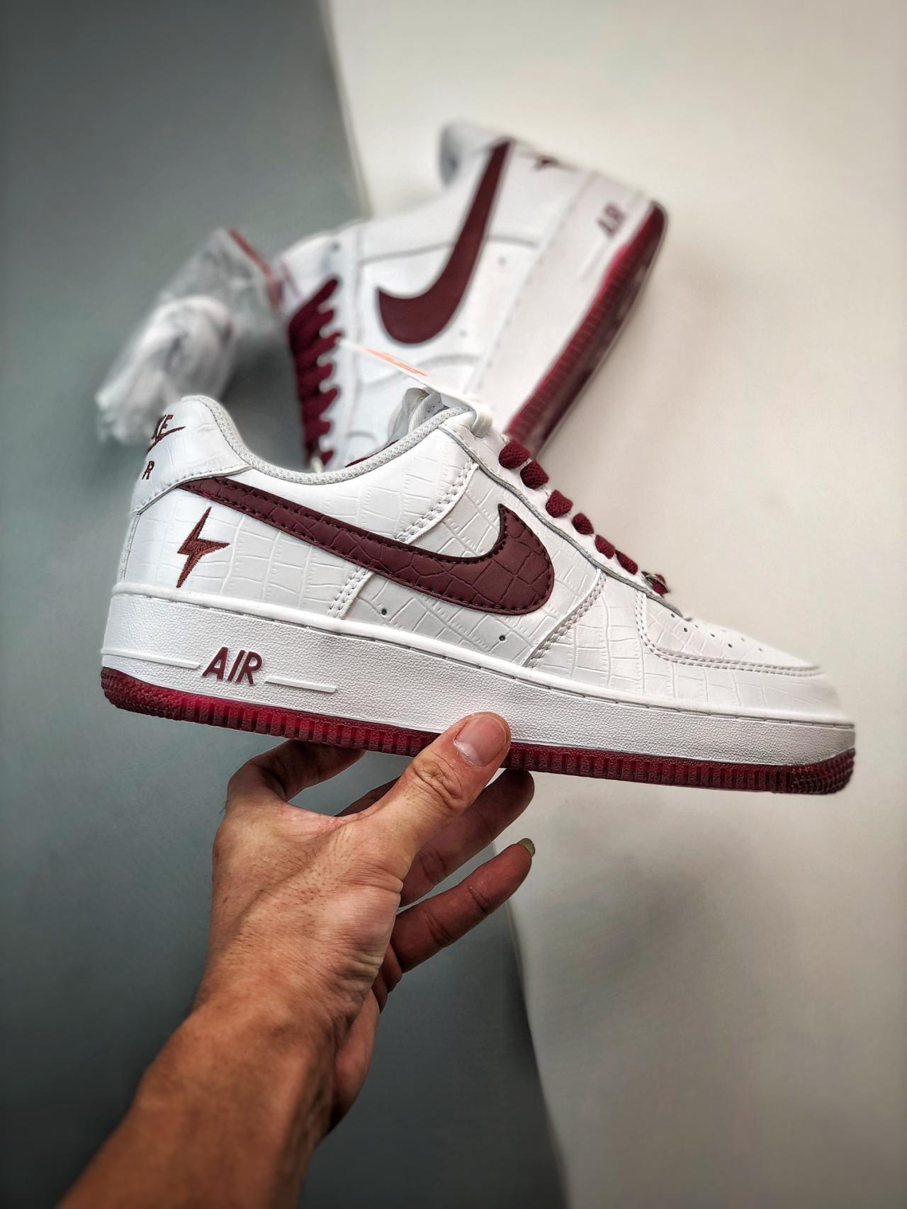 运动鞋, 空军一号, 服装, Air Force 1 - Air Force 1 '07 Low 闪电白酒红 货号：DD0614-335