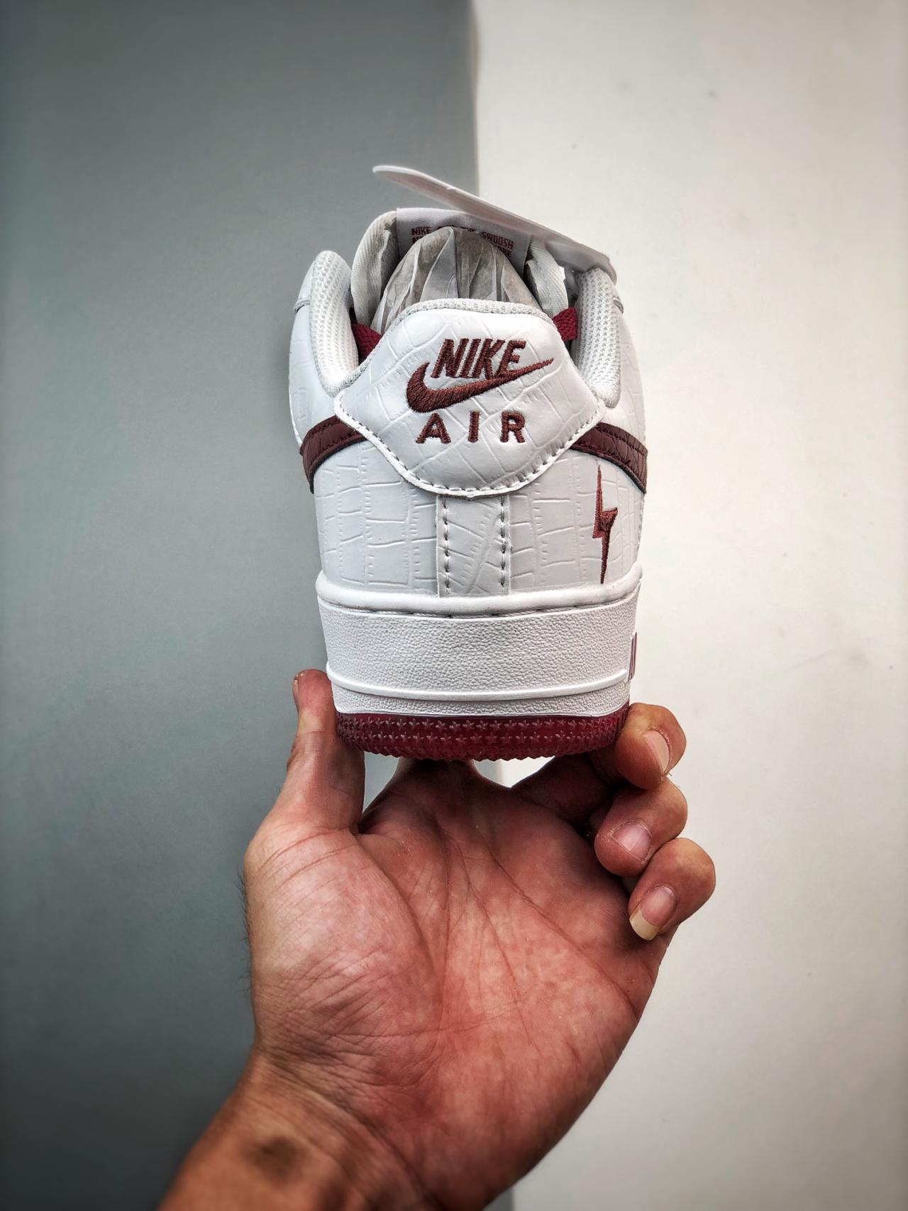 运动鞋, 空军一号, 服装, Air Force 1 - Air Force 1 '07 Low 闪电白酒红 货号：DD0614-335