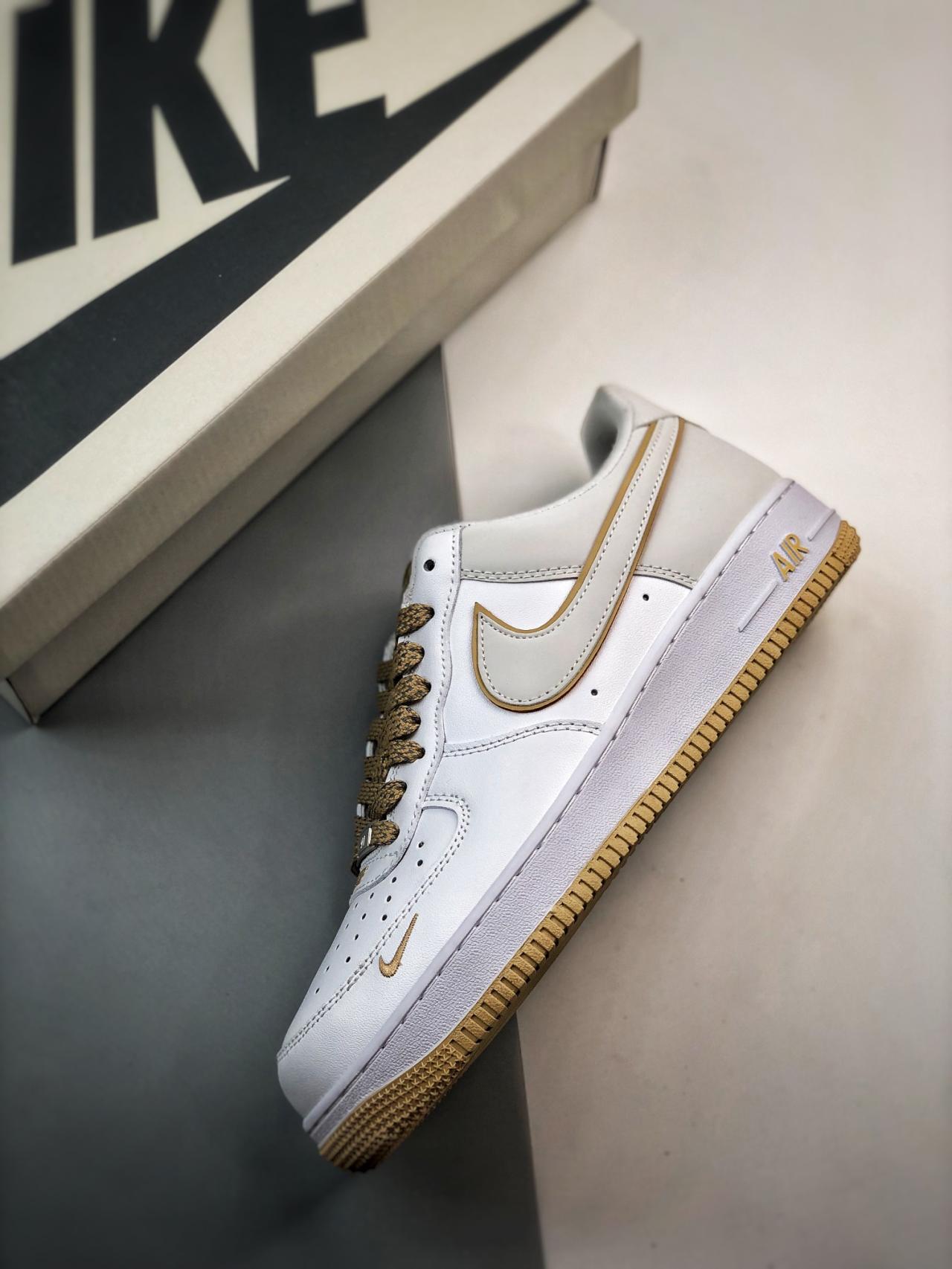 运动鞋, 服装, Air Force 1 - Air Force 1 '07 Low 3M白灰卡其 鞋子类型：低帮 颜色：白灰卡其 货号：YZ8115-004