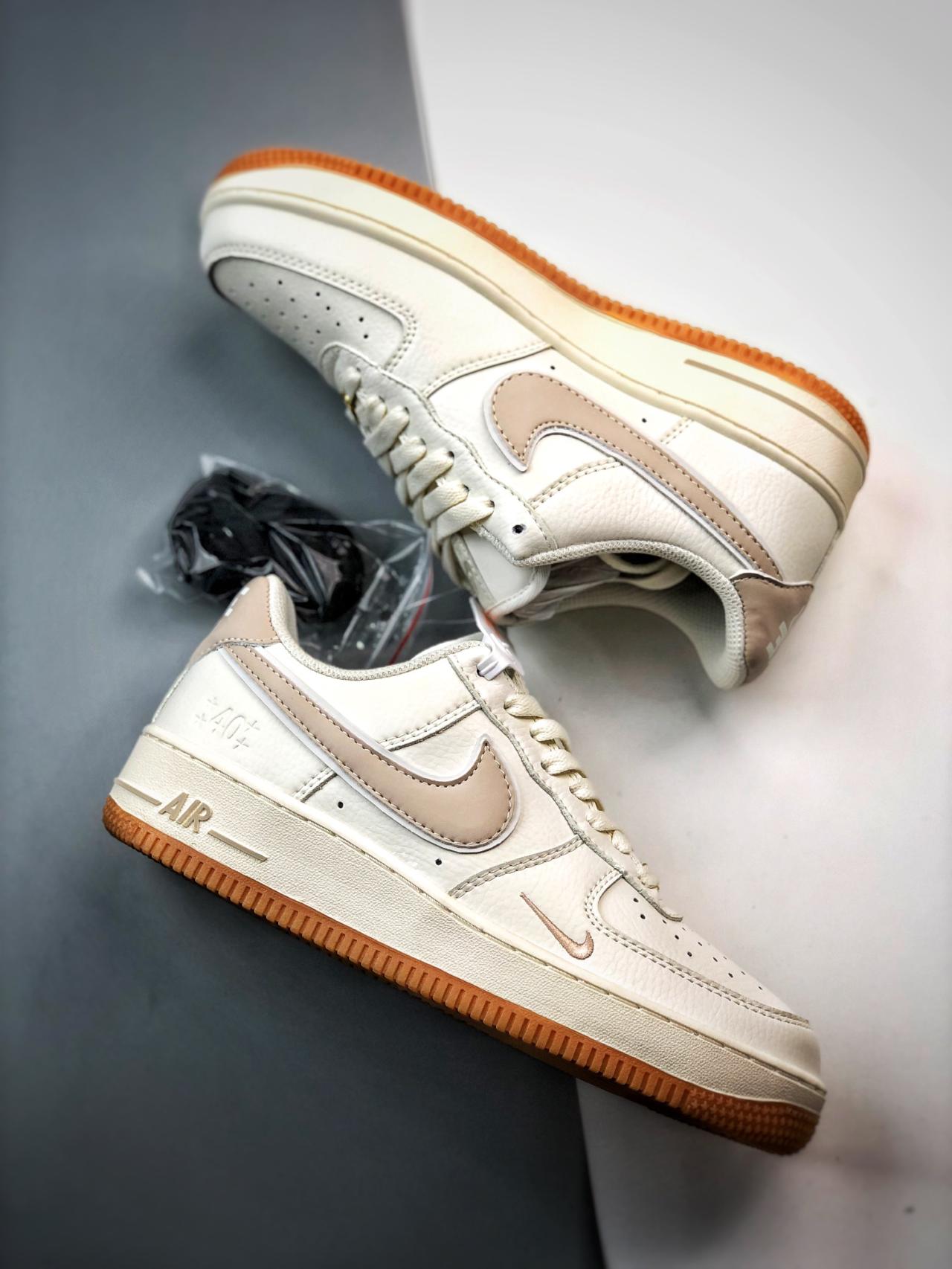 运动鞋, 篮球鞋, 球鞋, NIke Air Force 1 '07, Nike Air Force 1, Air Force 1 - Nike Air Force 1 '07 Low 周年 米卡其 高帮篮球鞋 货号：WA0531-305