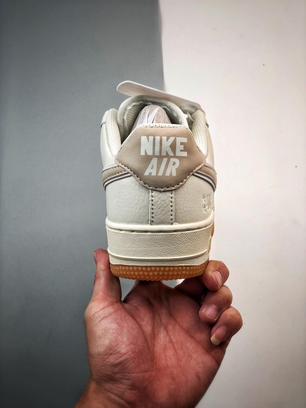 运动鞋, 篮球鞋, 球鞋, NIke Air Force 1 '07, Nike Air Force 1, Air Force 1 - Nike Air Force 1 '07 Low 周年 米卡其 高帮篮球鞋 货号：WA0531-305