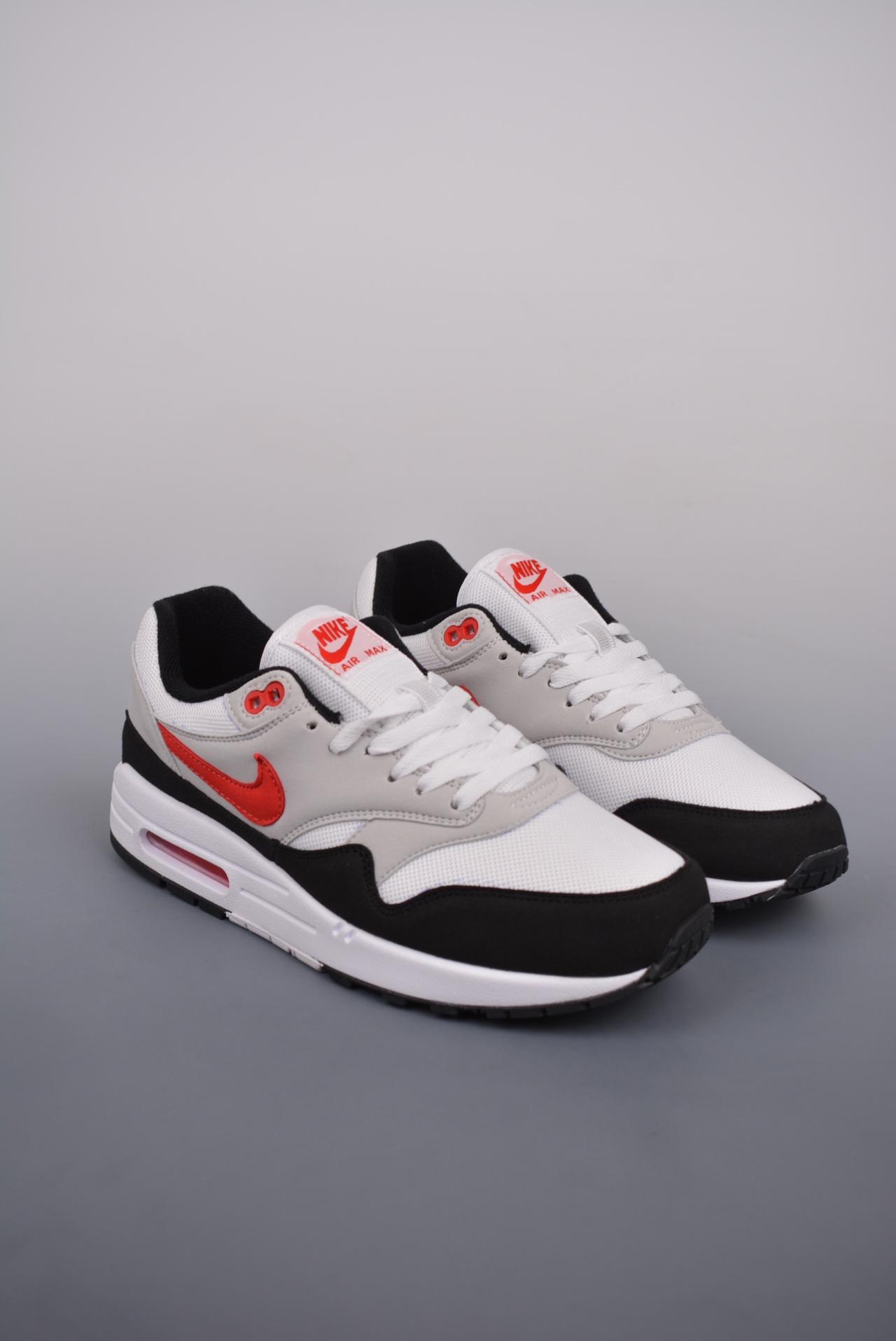跑步鞋, Nike Air Max 1, Air Max 1 - Nike Air Max 1 PRM 复古休闲跑步鞋 官方同步上架 颜色：101V 货号：FD9082