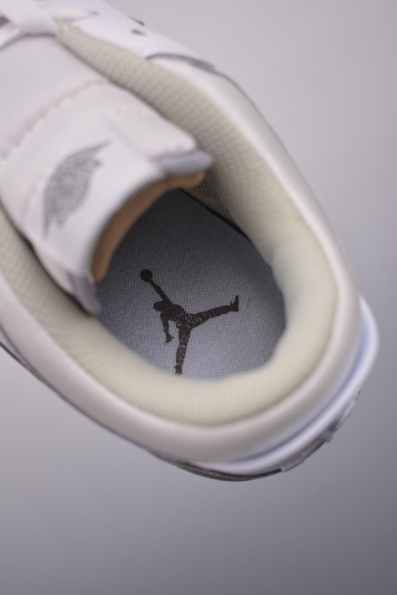 运动鞋, Air Jordan 3, Air Jordan 1 - Air Jordan Legacy 312 经典配色 高帮运动鞋 官方货号：FV8115 101SL
