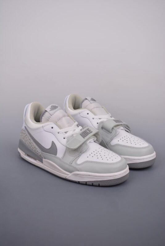 运动鞋, Air Jordan 3, Air Jordan 1 - Air Jordan Legacy 312 经典配色 高帮运动鞋 官方货号：FV8115 101SL
